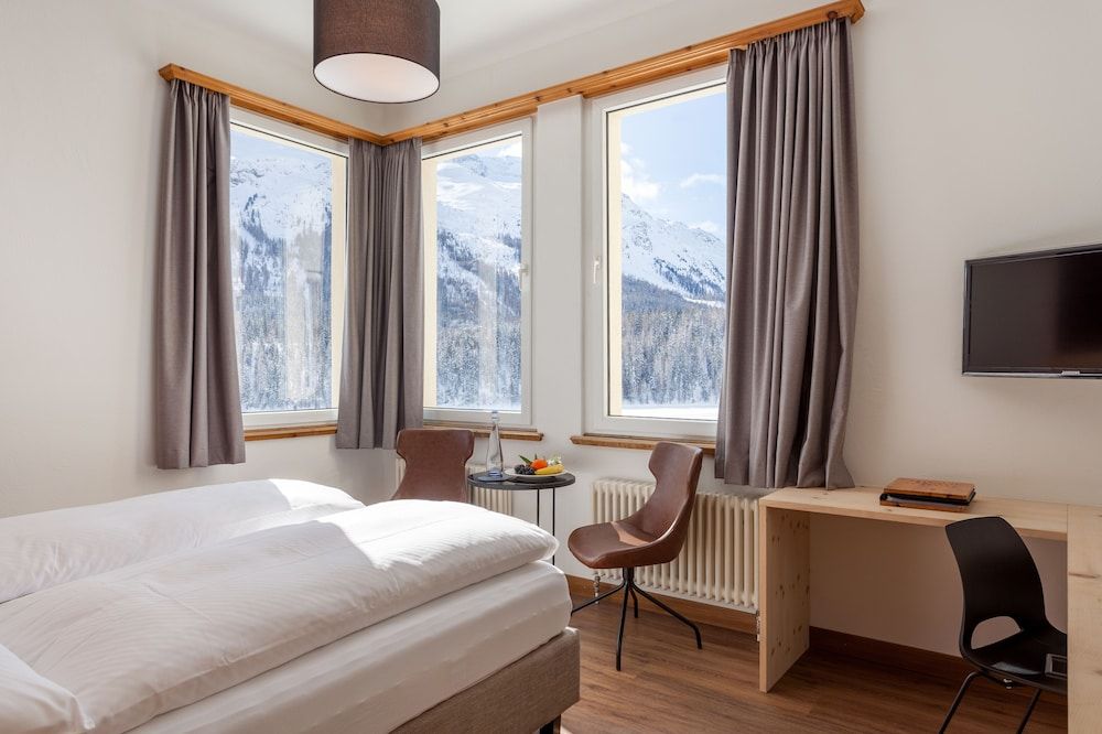 undefined Hotel Waldhaus am See
