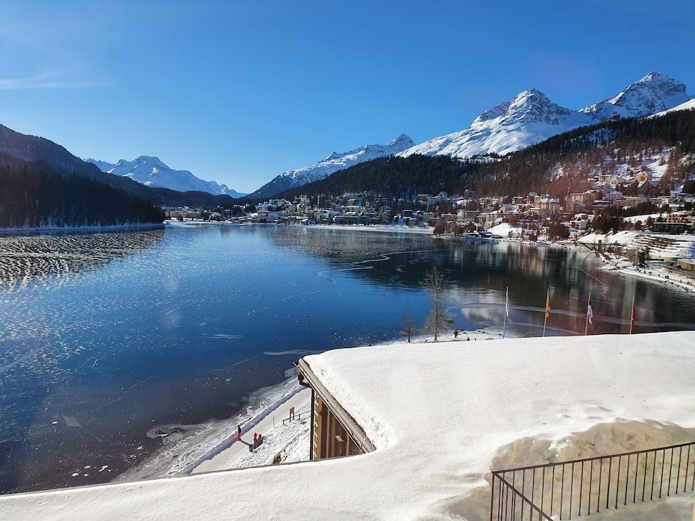 Hotel Waldhaus am See Double Room, Lake View 7