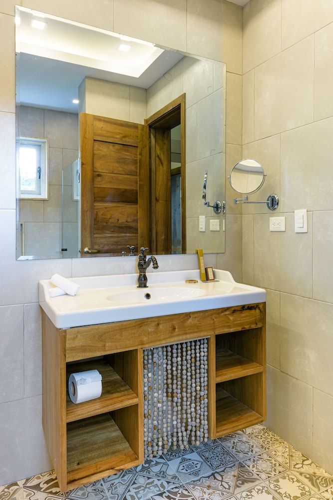 Saman Boutique Hotel Deluxe Room 4