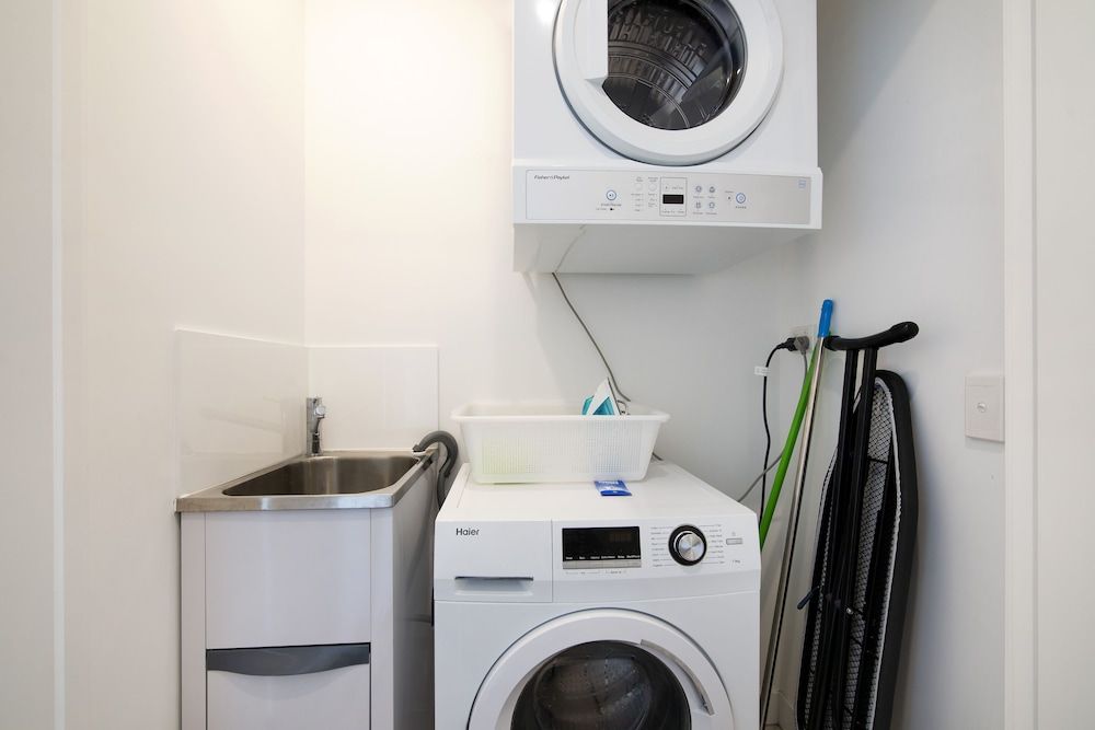 Hope Street Apartments by CLLIX 2 Bedroom Apartment 3