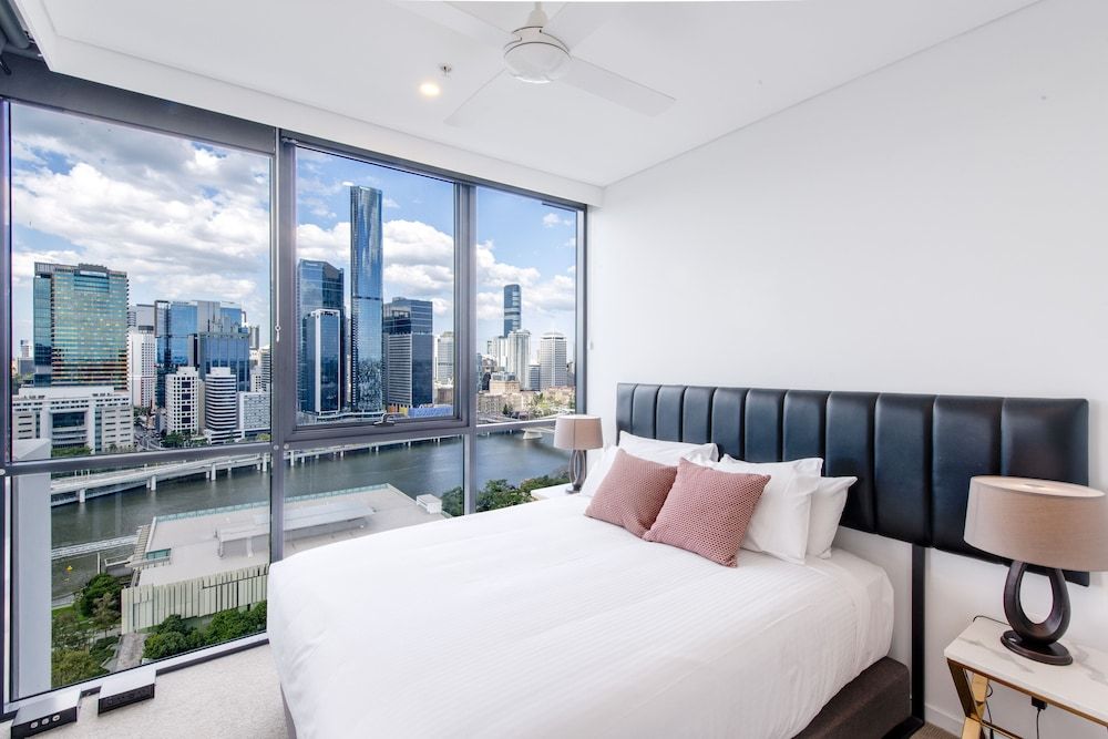 Hope Street Apartments by CLLIX Apartment, 3 Bedrooms, City View