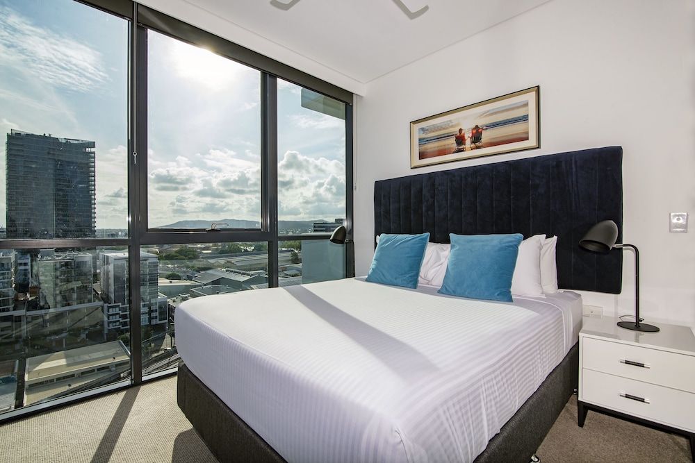 Hope Street Apartments by CLLIX 2 Bedroom Apartment 2