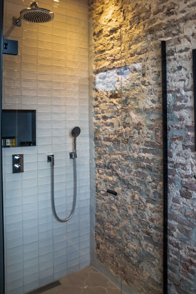 undefined Hotel Frank since 1666 8