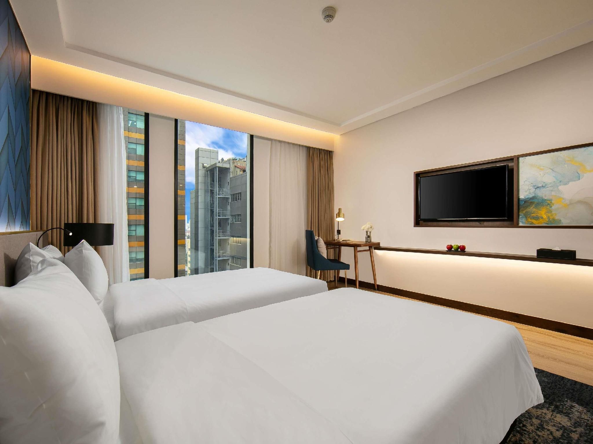 undefined Mövenpick Living West Hanoi 4
