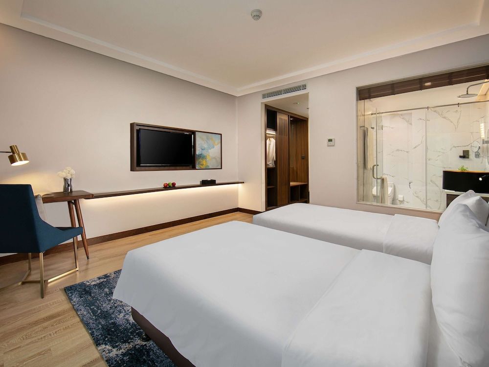 Mövenpick Living West Hanoi Superior Twin Room, 2 Twin Beds 3