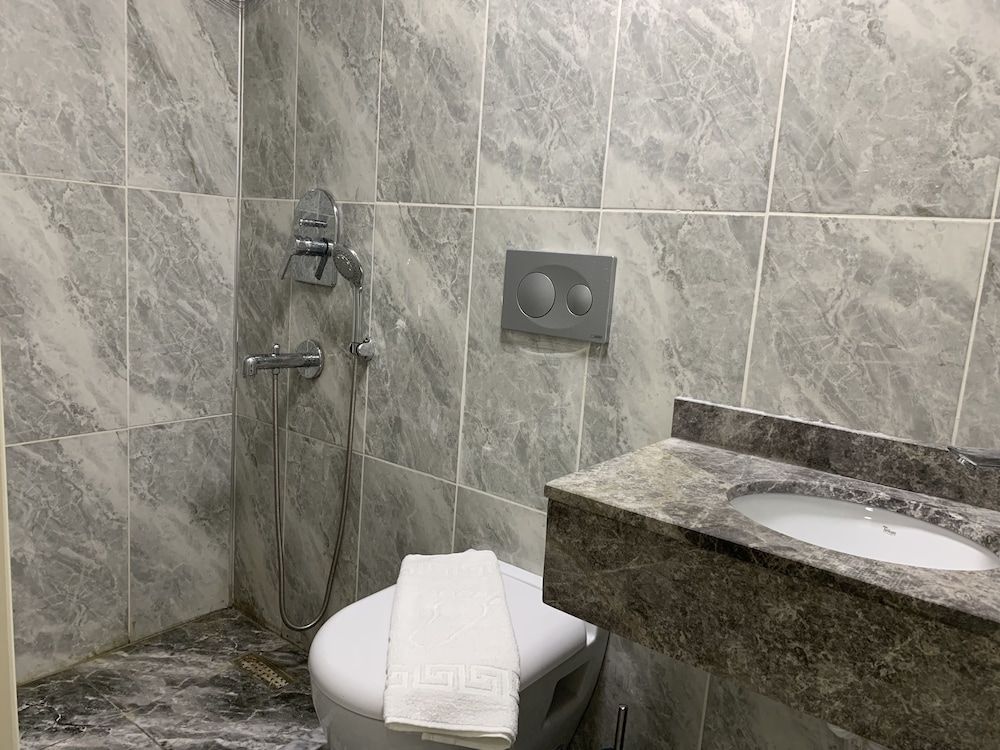 Taksim Diamond Hotel Economy Triple Room 5