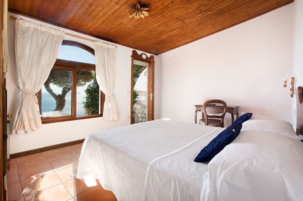 La Maliosa D'Arienzo Double Room 4