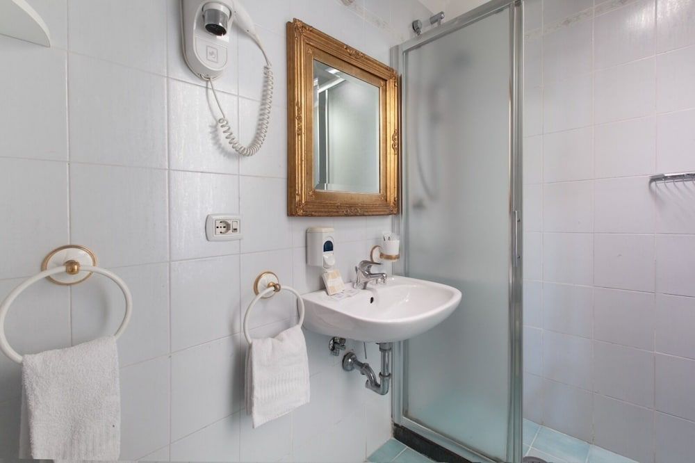 La Maliosa D'Arienzo Double Room 12