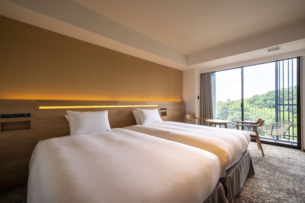 Umekoji Potel KYOTO Twin Room with Bath, Garden View with Balcony, Non Smoking 31sqm, 2beds for 1-2 people 3