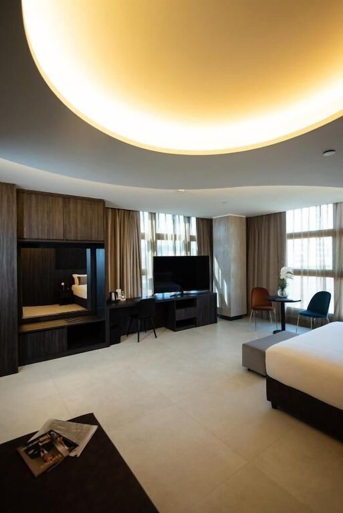 Gold Tower Lifestyle Hotel Deluxe Room 10