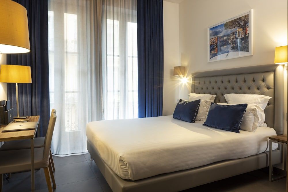 undefined Nice Azur Riviera 3