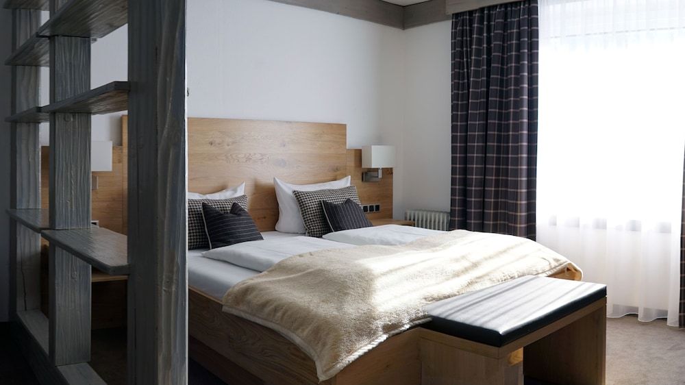 Hotel Quellenhof Deluxe Apartment, Mountain View 2