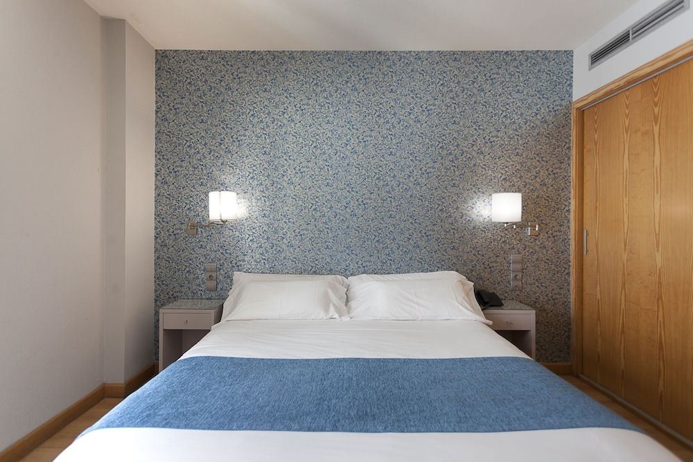 Hotel AACR Museo Double Room, Balcony 6