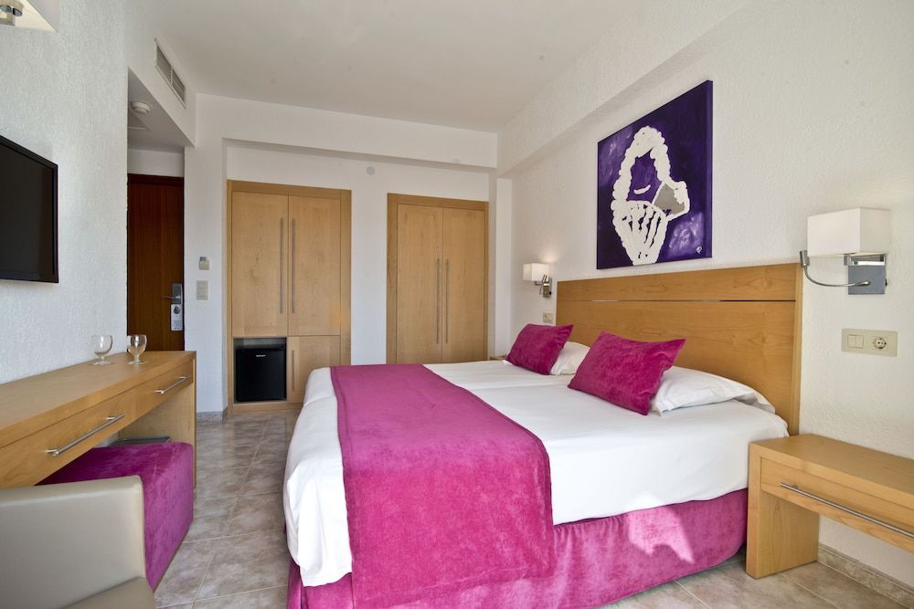 Hotel Capricho Premium Double Room 2