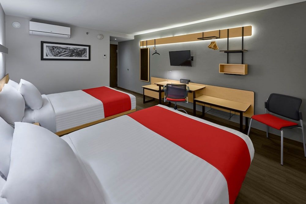 City Express by Marriott Ensenada Room, 2 Double Beds 3