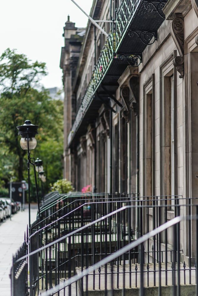 undefined The Rutland Hotel & Apartments 3