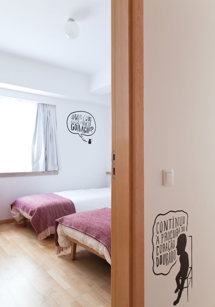 undefined The Lisbonaire Apartments 9