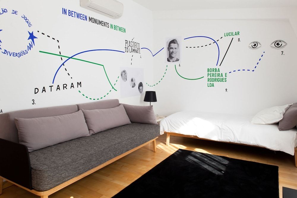 undefined The Lisbonaire Apartments 3