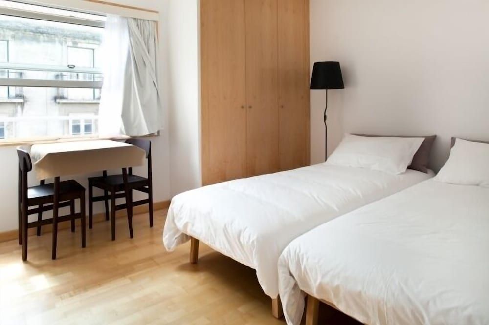 The Lisbonaire Apartments Junior Studio 2