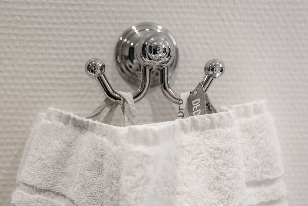 Hotel Tiffany Standard Room 12