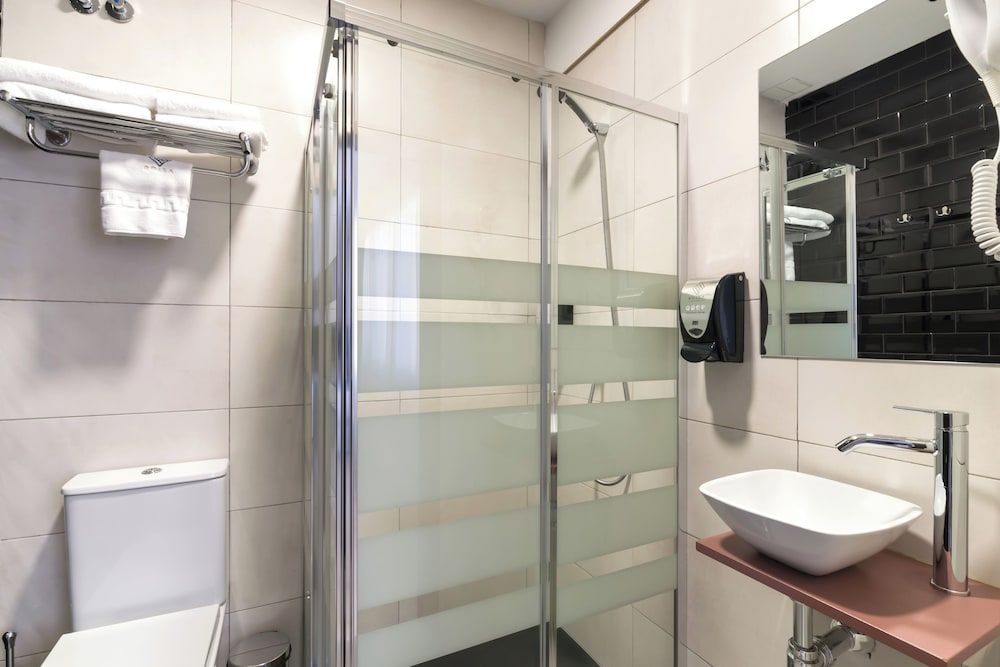 Roisa Hostal Boutique Double Room 9