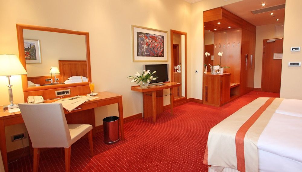 Hotel Antunovic Zagreb Superior Room 10