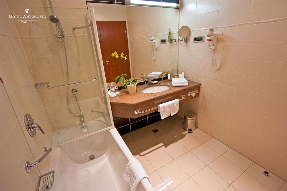 Hotel Antunovic Zagreb Superior Room 6
