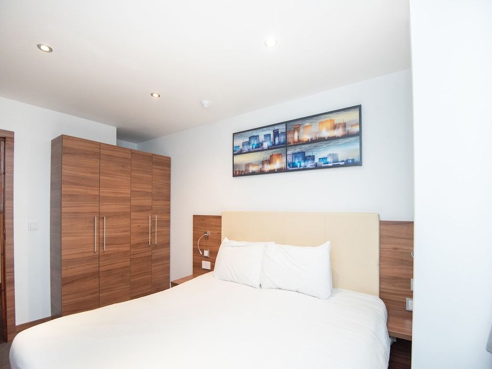 Livin’ Serviced Apartments Superior Suite, 2 Double Beds (Quadruple) 8