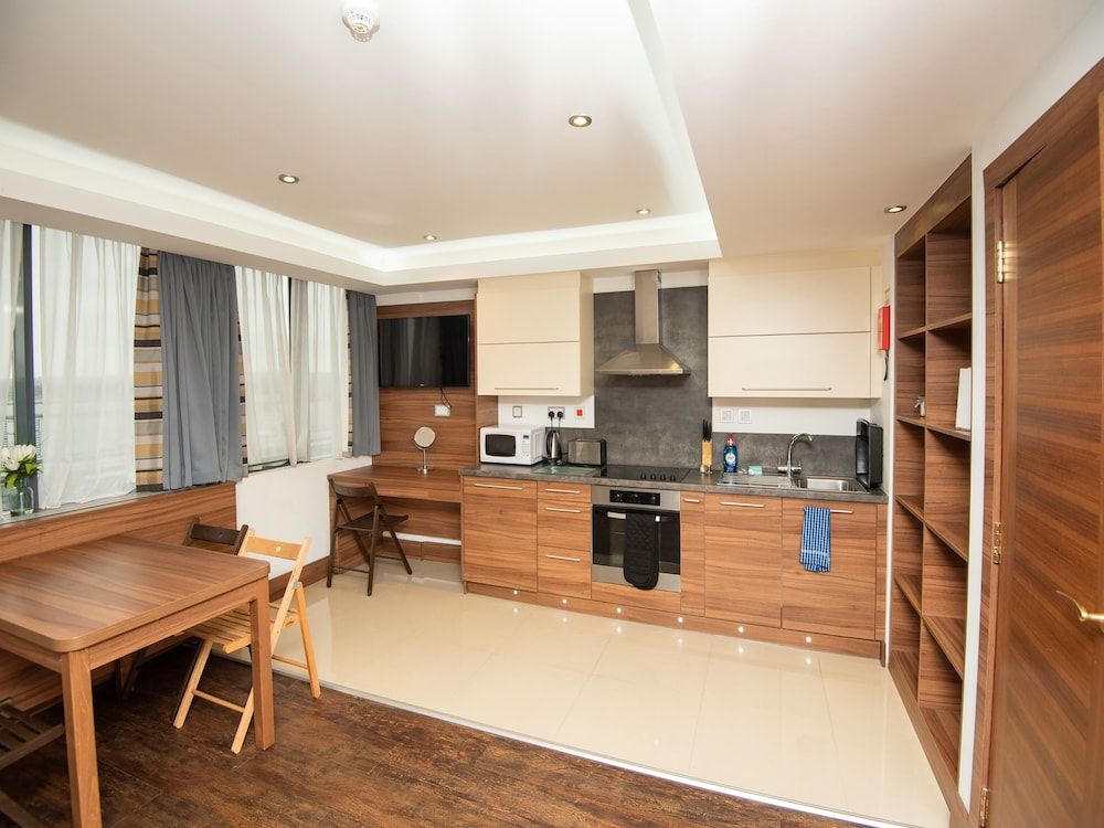 Livin’ Serviced Apartments Deluxe Suite, 2 Double Beds (Quadruple) 11