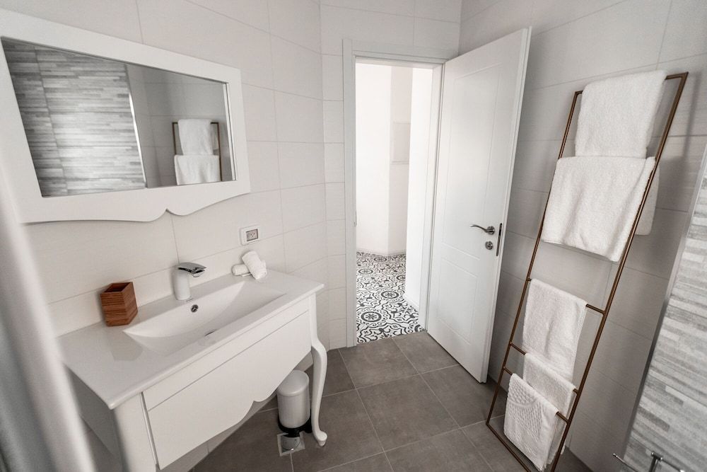 House of Palm Grand Apartment 8