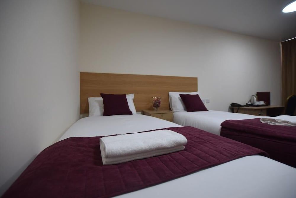 PremierLux Serviced Apartments Standard Twin Room, 2 Twin Beds, Non Smoking, City View