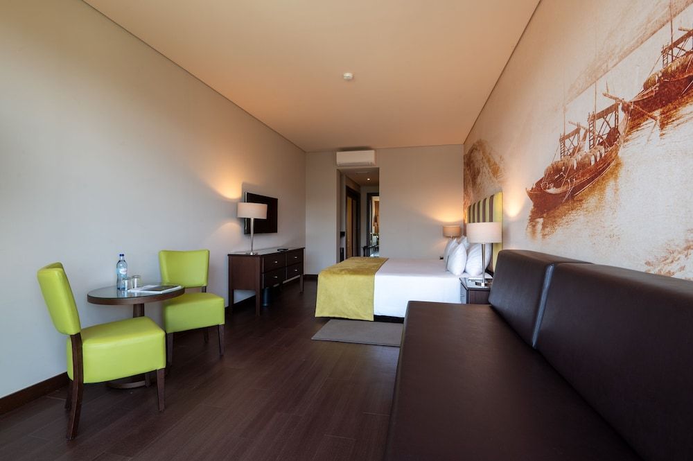 Vila Galé Douro Vineyards Family Room 4