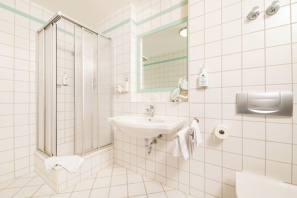 Hotel Herzog Georg Standard Double Room, 1 Bedroom, Non Smoking 6