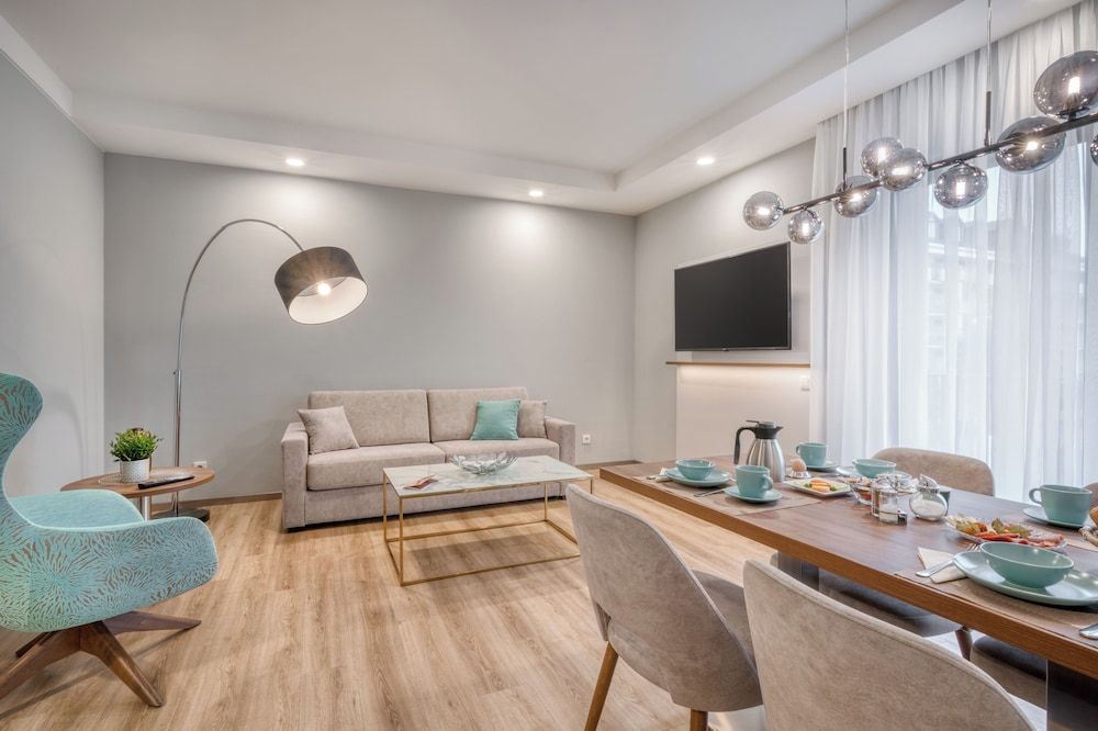 Hotel Herzog Georg Deluxe Apartment, 2 Bedrooms, Non Smoking, Kitchen 6