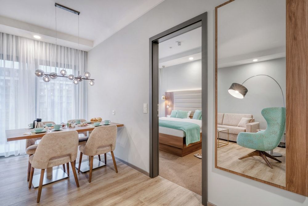 Hotel Herzog Georg Deluxe Apartment, 2 Bedrooms, Non Smoking, Kitchen 2