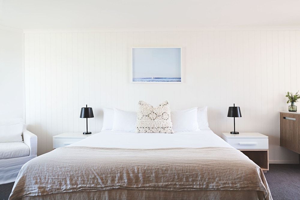 Bannisters Port Stephens Classic Studio, Partial Ocean View