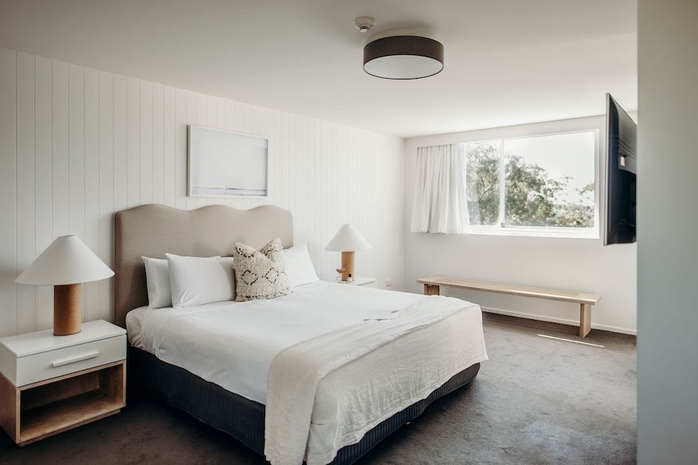 Bannisters Port Stephens Classic Studio, Partial Ocean View 5