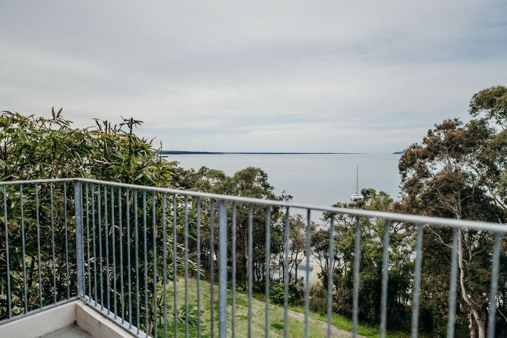Bannisters Port Stephens Classic Double Room, Ocean View 4