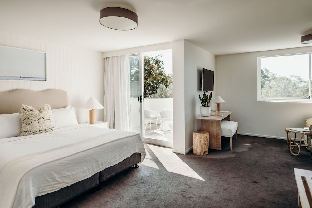 Bannisters Port Stephens Classic Studio, Partial Ocean View 4