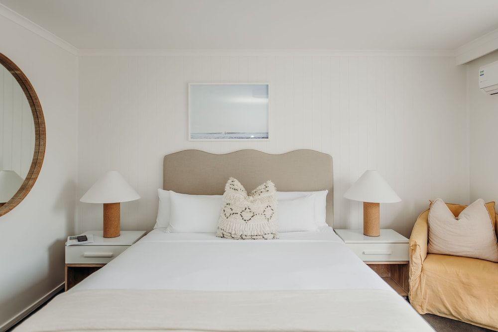 Bannisters Port Stephens Classic Double Room, Ocean View 2