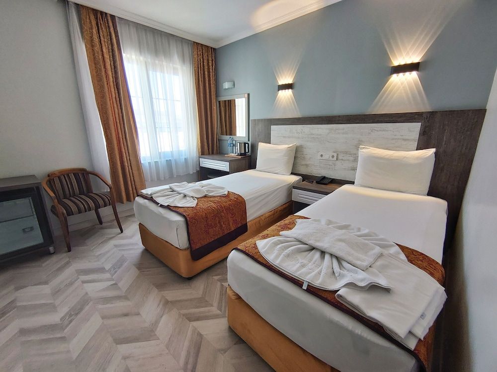 Orient Mintur Hotel Standard Double or Twin Room 10