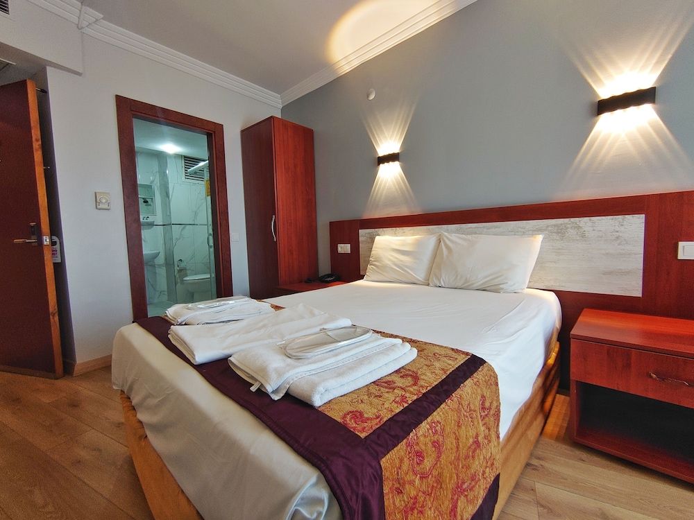 Orient Mintur Hotel Standard Double or Twin Room 2