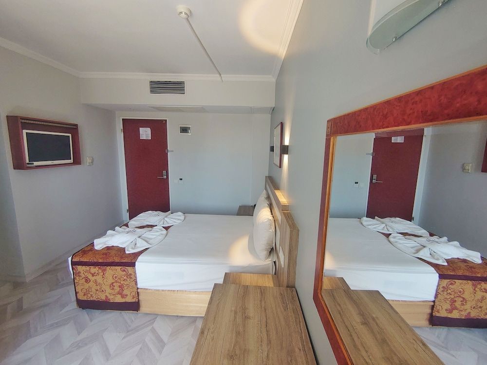 Orient Mintur Hotel Standard Double or Twin Room 12