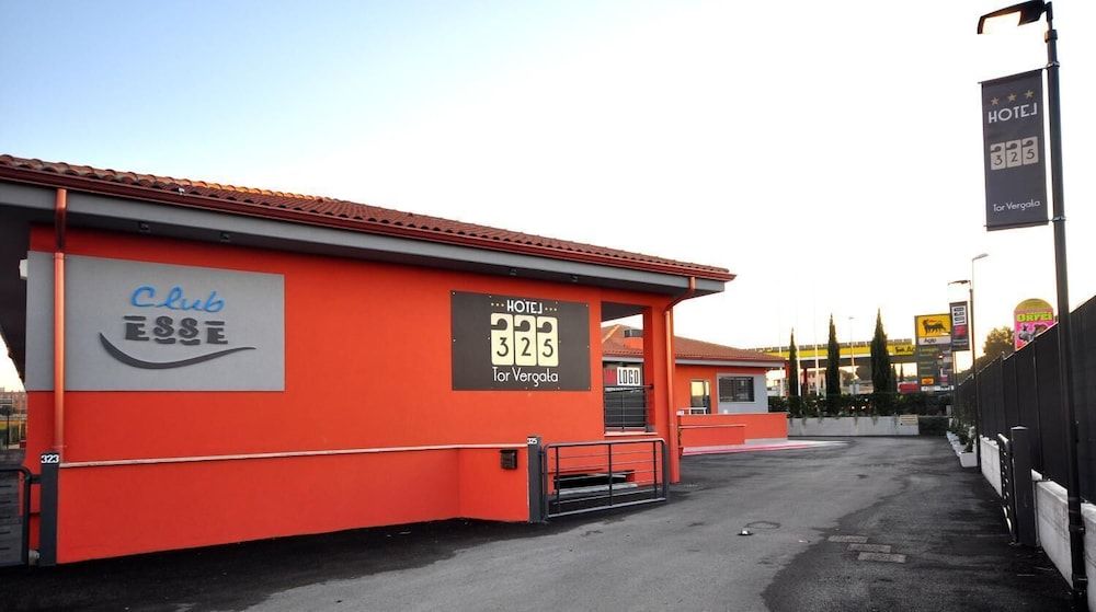 undefined Hotel 325 Tor Vergata 4