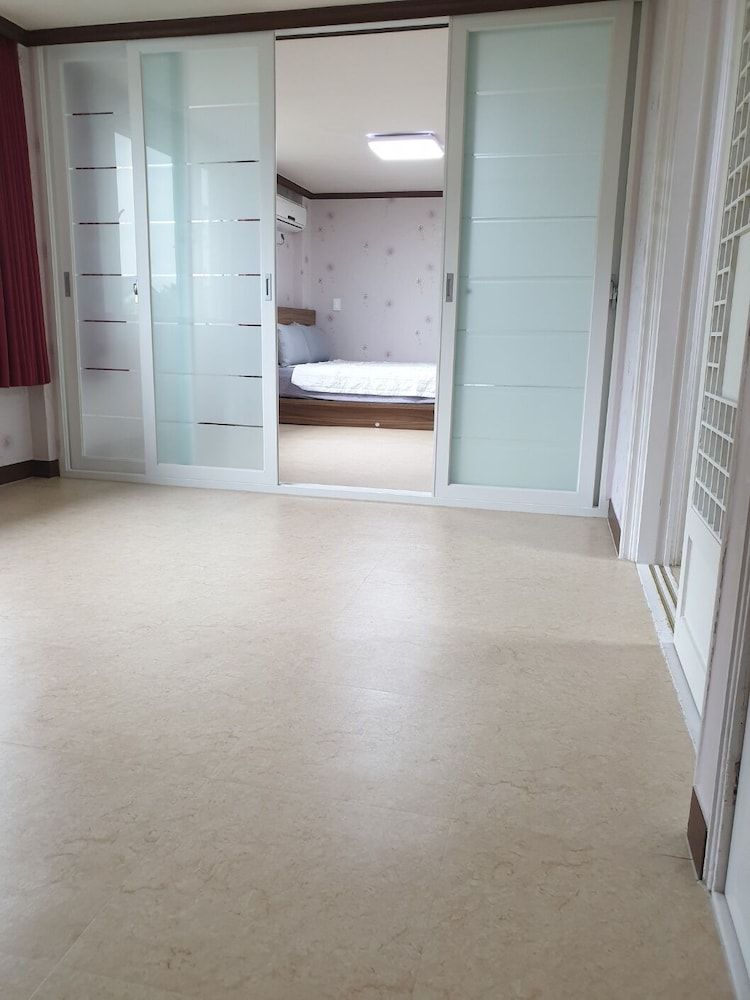 Sajo Resort Gyeongju Royal Suite (35 PY) 2