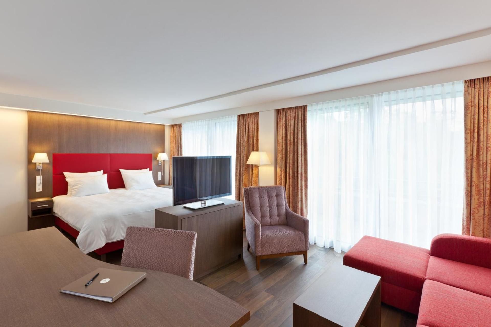 Deluxe Suite