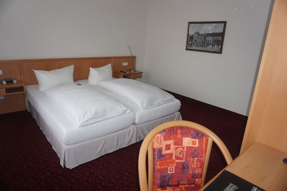 Hotel Am Schloss Aurich Double Room 2