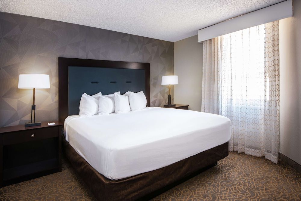 undefined Embassy Suites by Hilton Tucson East 2