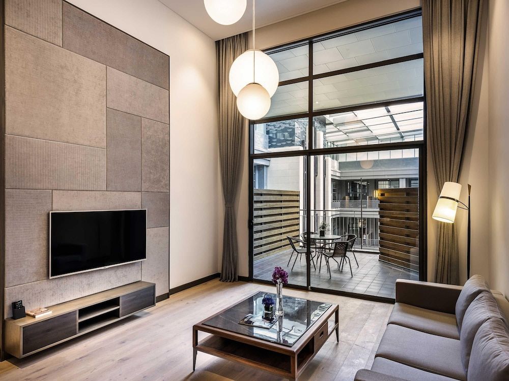 undefined Novotel Suites Shanghai Hongqiao Hotel 4