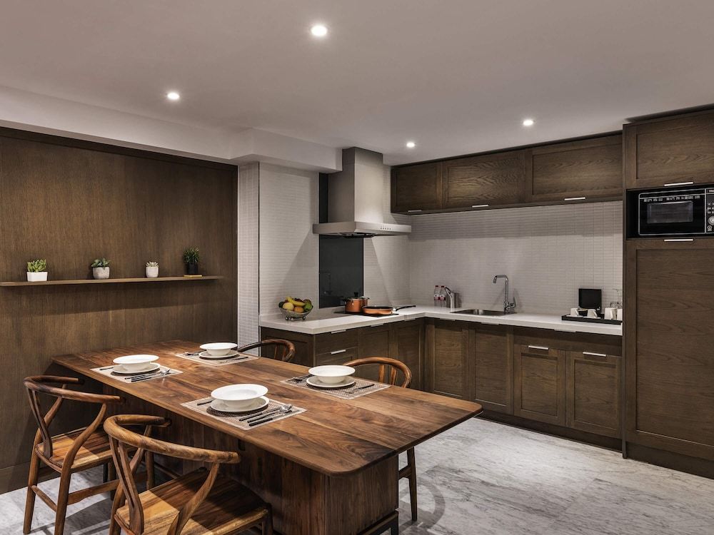 undefined Novotel Suites Shanghai Hongqiao Hotel 3